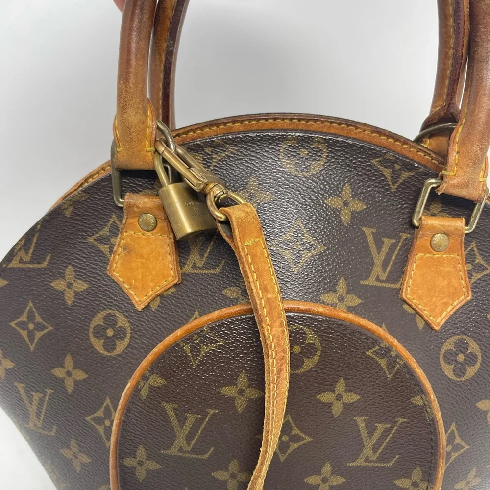 Ellipse PM Bag LOUIS VUITTON Monogram Canvas - Picture 3 of 16